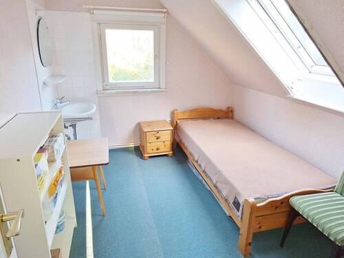 Zimmer IV - 