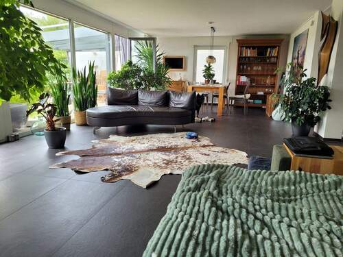 Wohnzimmer - Blick zum Essbereich - 