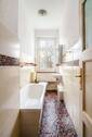 Tageslichtbad mit Wanne - 