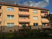 Bild... - Helle und schöne 3 Zimmer Wohnung mit Garage,Balkon, Garten im 2.OG zu vermieten. Rügländer Viertel