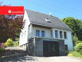 Ansicht - Einfamilienhaus in ruhiger Stadtrandlage mit schönem Blick über Bad Lobenstein!