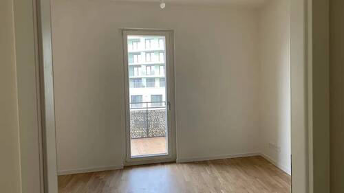 27530322-af57-4a98-b98f-67ae397c5f0a - 