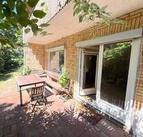 Sonniges Reihenhaus in Iserbrook mit Terrasse + Balkon - Hamburg
