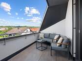 Balkon 3 Zimmer DG-Wohnung - 