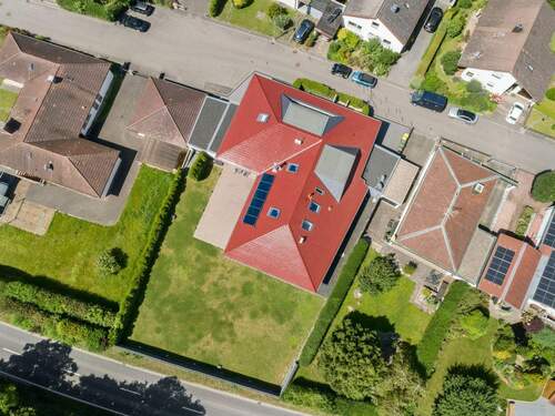Draufsicht - 1 Zimmer Mehrfamilienhaus, Wohnhaus zum Kaufen in Pleidelsheim