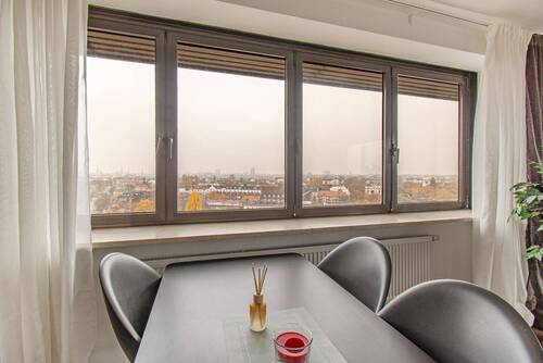 Bei Sonne sehen Sie die Elphi und den Fernsehturm.jpg - 