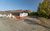 Garage und Hof - 