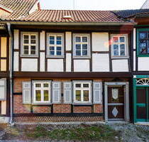 Altstadthaus am Neustädter Kirchhof - seltene Sanierungschance in besonderer Lage - Quedlinburg