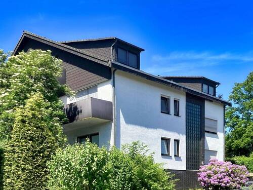 Hausansicht - Attraktive 3-Zimmerwohnung mit großem Balkon in Kassel-Harleshausen