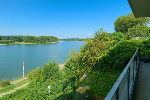 Ausblick - 4 Zimmer Etagenwohnung zur Miete in Köln