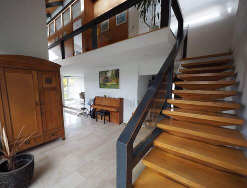 Aufgang Galerie.JPG - 