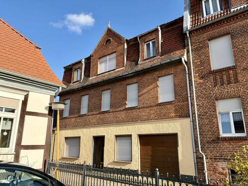 Außen - Straßenansicht - 