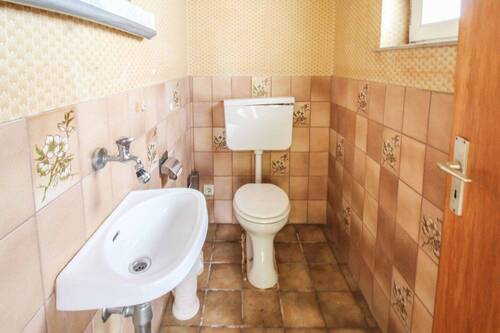 Gäste-WC-EG - 