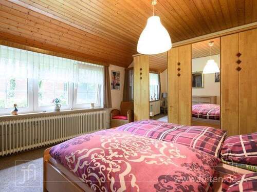 Schlafzimmer Gartenseite - 