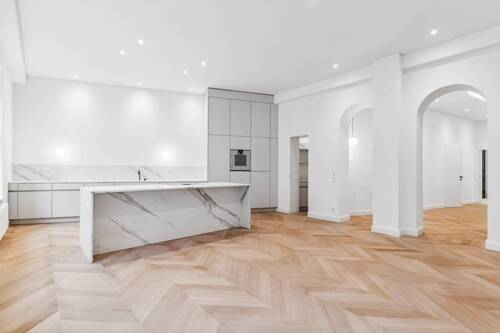 Wohnung 5 - Hochwertig saniertes 3-Zimmer-Domizil mit BALKON ++ nahe Hackescher Markt