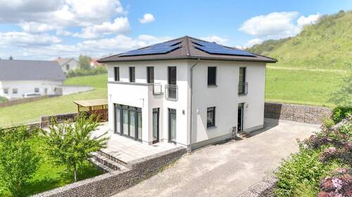 Außenaufnahme - 5 Zimmer Einfamilienhaus zum Kaufen in Kist