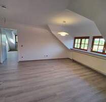 Renovierte 2,5-Zimmer-Dachgeschosswohnung in Ellwangen Kernstadt