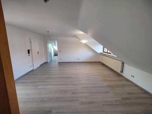 Wohn/Essbereich - 2 Zimmer Etagenwohnung zur Miete in Ellwangen