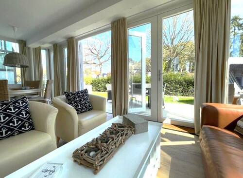 Großer Wohnbereich zur Terrasse - 3 Zimmer Terrassenwohnung zum Kaufen in Timmendorfer Strand