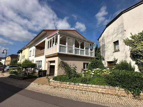 1.JPG - 7 Zimmer Einfamilienhaus zum Kaufen in Perl