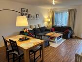 Wohnzimmer - 3 Zimmer Etagenwohnung zur Miete in Schwandorf