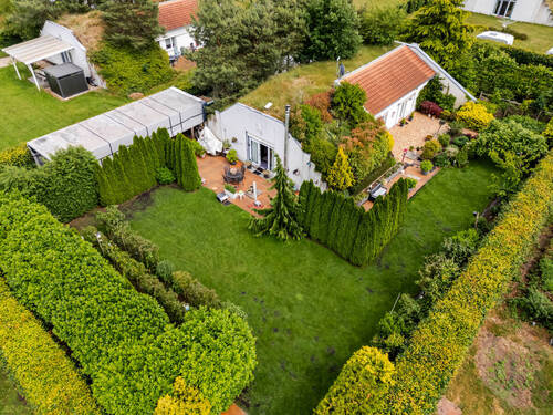-HDR - Geheimtipp im Grünen: Ebenerdiges Wohnhaus mit Geschichte und Gartenparadies