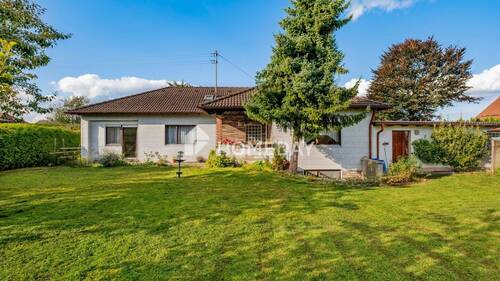 Außenansicht 3 - 5 Zimmer Bungalow zum Kaufen in Amberg