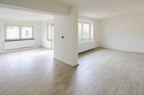 Wohn- und Essbereich - 4 Zimmer Einfamilienhaus zum Kaufen in Erkelenz