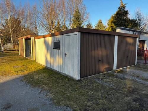 Garagen - Mehrfamilienhaus, Wohnhaus mit 194,00 m² in Schmölln-Putzkau / Putzkau zum Kaufen