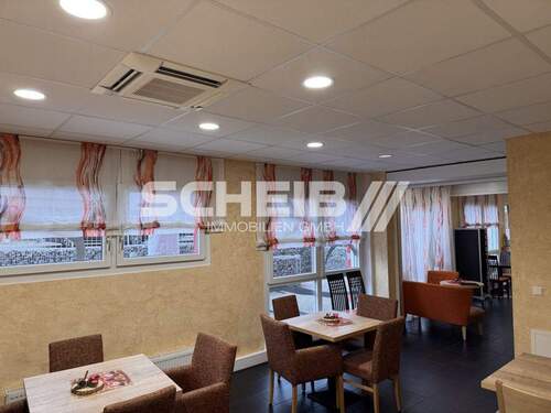 gute Beleuchtungskörper - Büro mit 127,00 m&sup2; in Gaildorf zur Miete