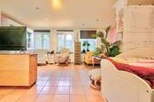 Wohnzimmer im EG - 