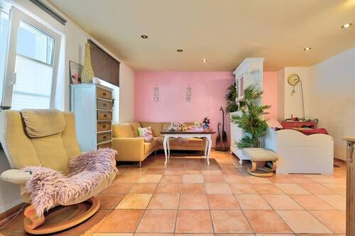 Wohnzimmer im EG - 