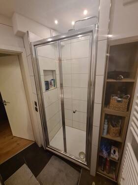 Dusche EG - 