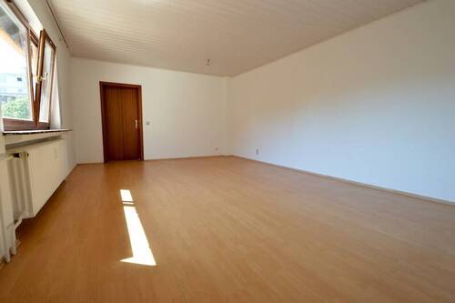 Wohnzimmer Obergeschoss - Mehrfamilienhaus, Wohnhaus mit 203,00 m² in Budenheim zum Kaufen
