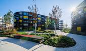 Gebäudeansicht - Marina Garden Dresden: Stilvolle 2-Zimmer-Wohnung direkt an der Elbe