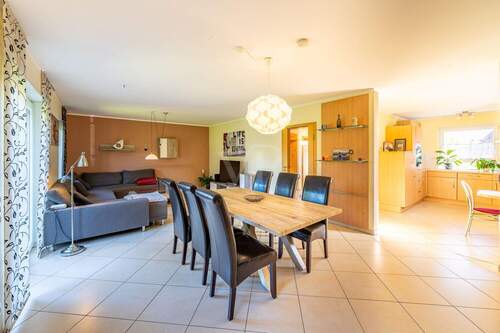 EG Wohn- und Esszimmer - 