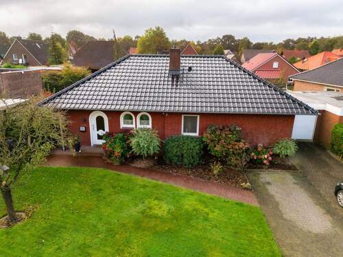 Hausansicht - 4 Zimmer Bungalow in Westoverledingen