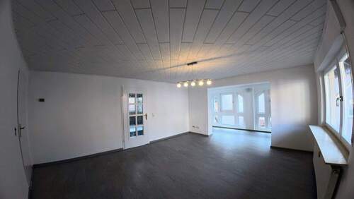 Großzügig - 3 Zimmer Etagenwohnung zur Miete in Groß-Umstadt / Wiebelsbach