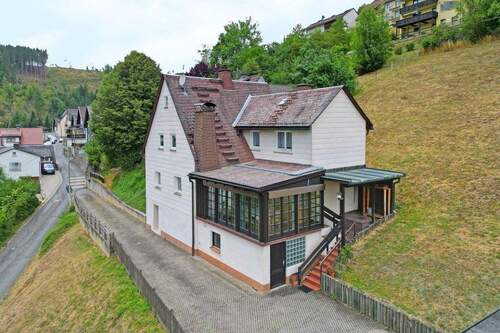 Luftbild - 4 Zimmer Einfamilienhaus zum Kaufen in Wilhelmsthal