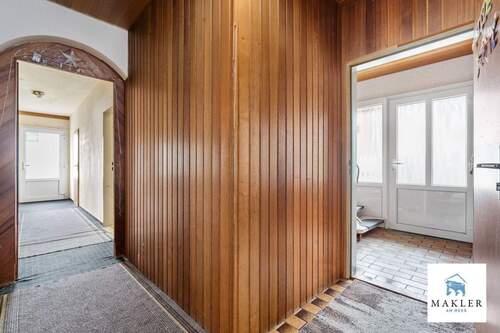 Blick zum Eingang/Windfang - 