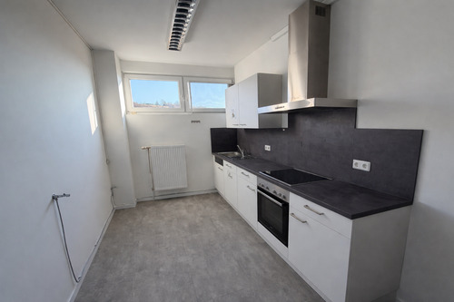 Küche - Büro mit 108,00 m&sup2; in Rottendorf zur Miete