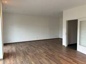Wohn-Ess-Zimmer mit Blick zur Küche - 3 Zimmer Etagenwohnung zur Miete in Nordwalde