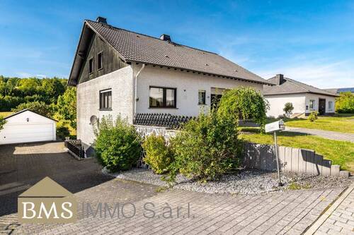 Bild 2 - 5 Zimmer Einfamilienhaus zum Kaufen in Burbach
