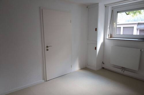 Wohnzimmer EG - 8 Zimmer Reihenmittelhaus zum Kaufen in Albstadt