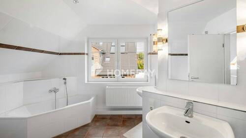 1. OG Badezimmer 1 - 