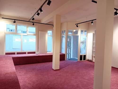 Ladengeschäft/Schaufenster.jpg - Schorndorf: Ladengeschäft in attraktiver Innenstadtlage