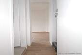 Diele - 2 Zimmer Etagenwohnung zur Miete in Köln / Buchheim