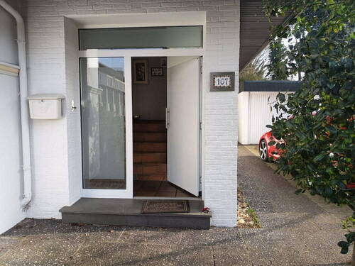 Eingangsbereich - 8 Zimmer Doppelhaushälfte in Marl