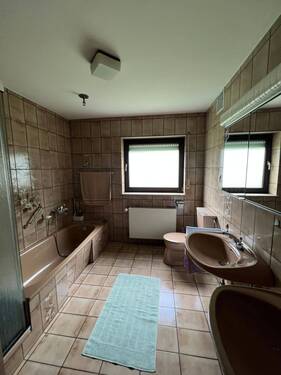 Haus 1 Bad OG - 