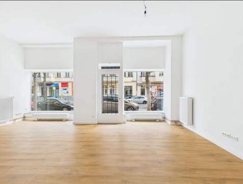 Ladenfläche - PROVISIONSFREI: Bezugsfreie und sanierte Ladeneinheit in PBerg 